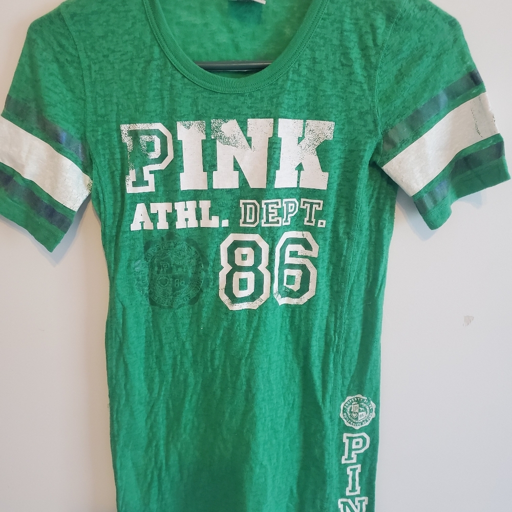 Green and white vs tee